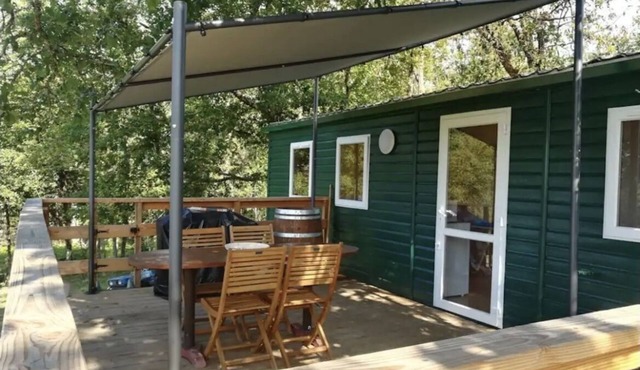 Gîte on the edge of the forest