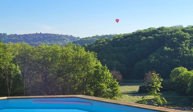 Gîte overlooking Domme with private pool and spa