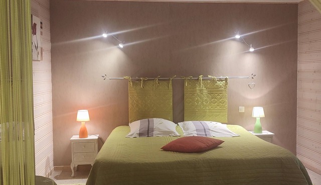 GITE, parking, terrace, garden. Possible breakfast and dinner platters