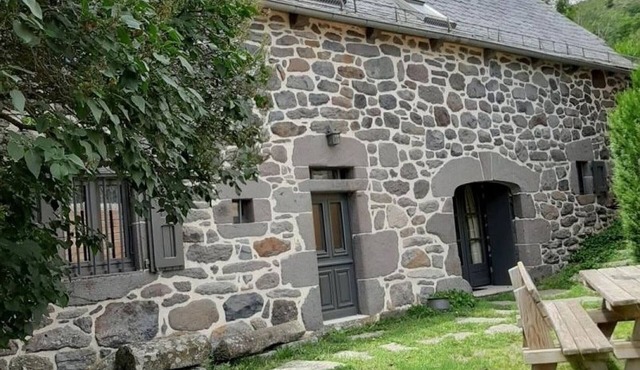 Gite Paulhac, 5 bedrooms, 12 persons