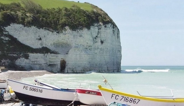 Gite pour 8 personnes (4 chambres) à Yport à 50m de la mer (à 8km d'Etretat)