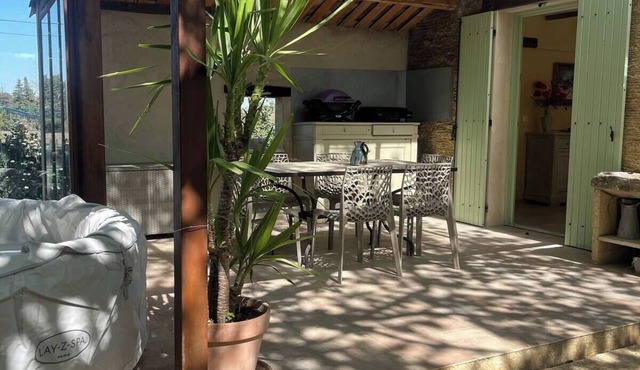 Gite Provençal de Montigal