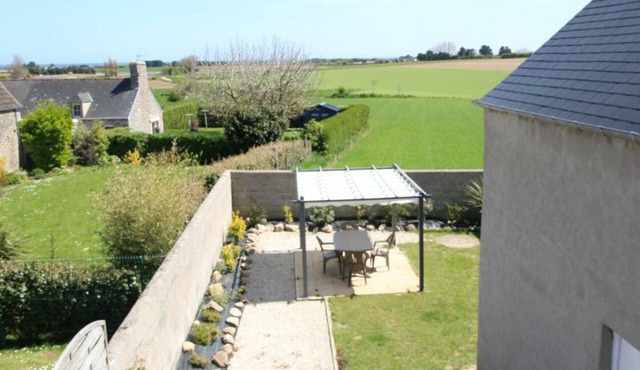 Gite Réville, 3 bedrooms, 6 persons