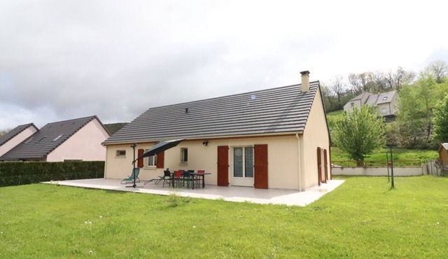 Gite Riom-ès-Montagnes, 3 bedrooms, 5 persons