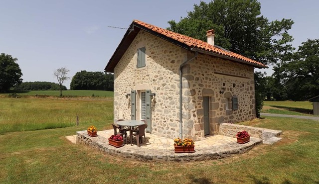 Gite Roumégoux, 1 bedroom, 2 persons