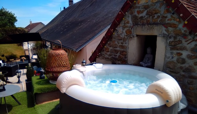 Gite Rouvres-les-Bois, 4 bedrooms, 9 persons