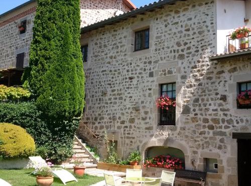 GITE RURAL RECENT avec GRANDE TERRASSE