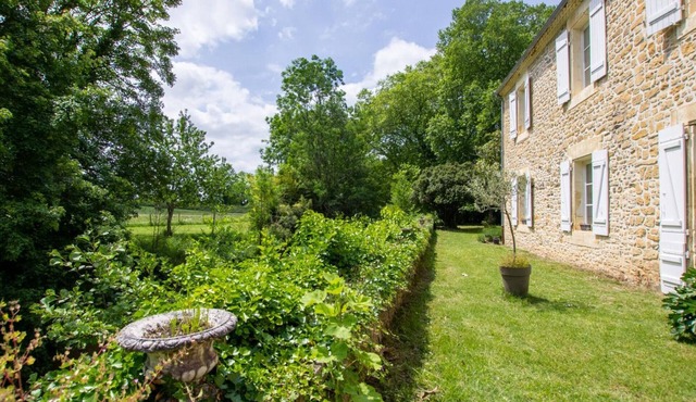 Gite Saint-Médard-d'Excideuil, 6 bedrooms, 12 persons