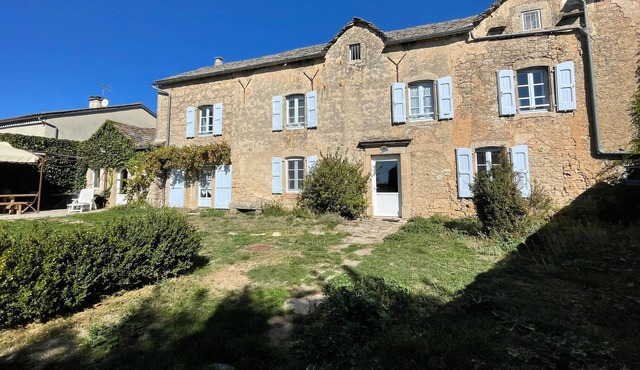 Gite Saint-André-de-Vézines, 4 bedrooms, 10 persons