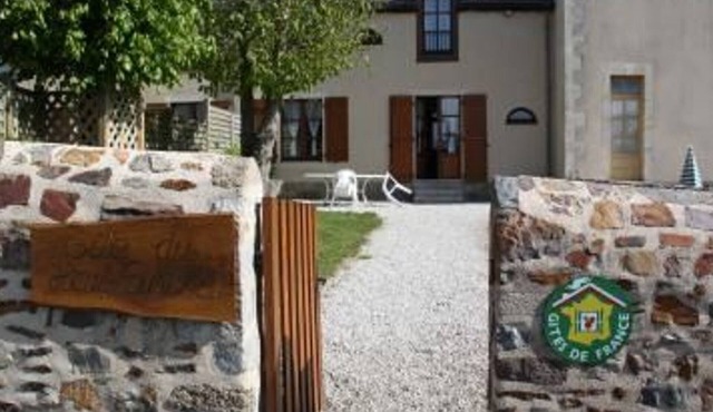 Gite Saint-Léonard-des-Bois, 3 bedrooms, 6 persons