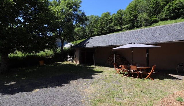 Gite Saint-Martin-Valmeroux, 2 bedrooms, 4 persons