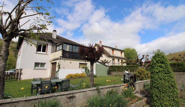 Gite Saint-Martin-Valmeroux, 2 bedrooms, 3 persons