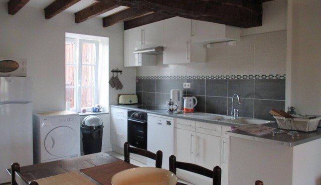 Gite Saint-Priest-d'Andelot, 2 bedrooms, 4 persons