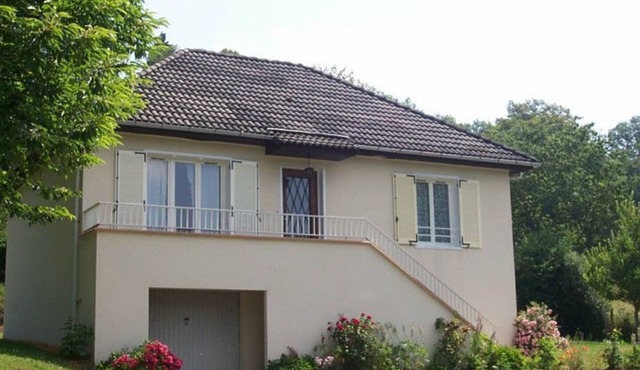 Gite Saint-Cernin, 2 bedrooms, 4 persons