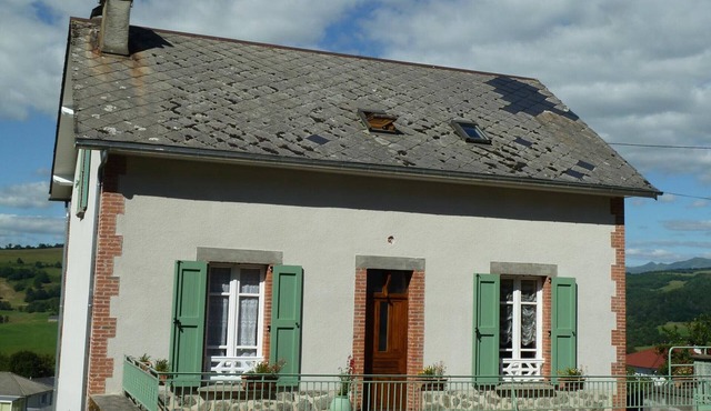 Gite Saint-Cernin, 4 bedrooms, 6 persons