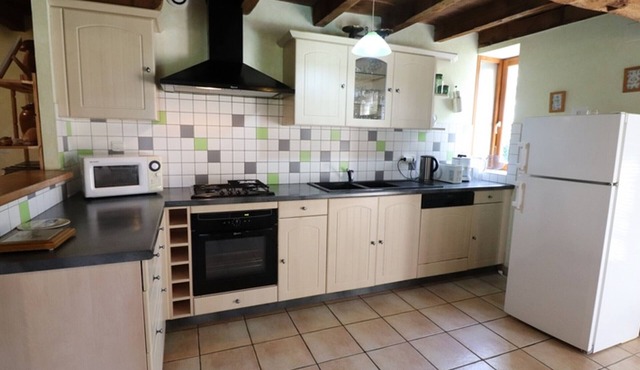 Gite Saint-Constant-Fournoulès-Saint-Constant, 3 bedrooms, 6 persons