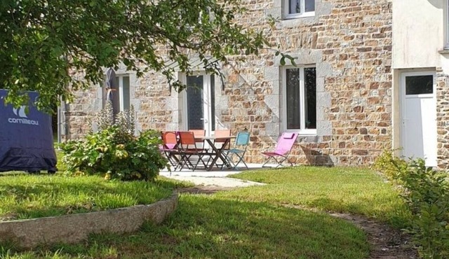 Gite Saint-Denis-le-Vêtu, 4 bedrooms, 8 persons