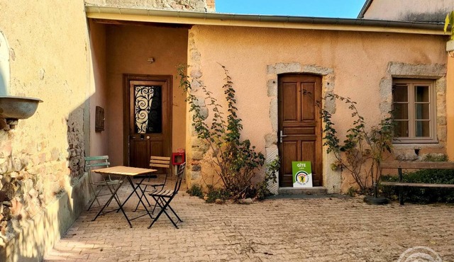 Gite Saint-Haon-le-Châtel, 2 bedrooms, 6 persons