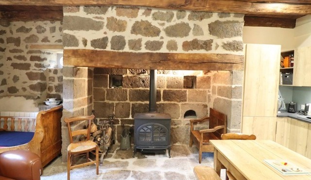 Gite Saint-Paul-de-Salers, 3 bedrooms, 6 persons