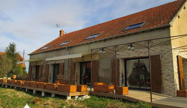 Gite Saint-Hilaire, 5 bedrooms, 15 persons