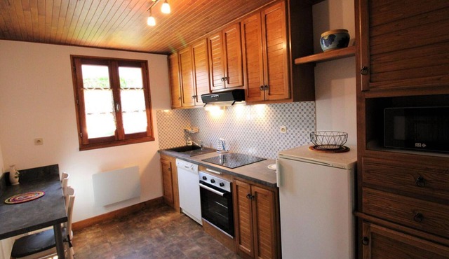 Gite Saint-Illide, 3 bedrooms, 6 persons