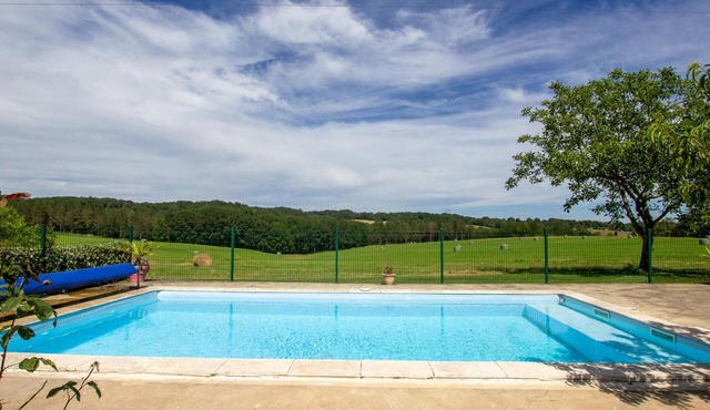 Gite Saint-Rabier, 4 bedrooms, 10 persons