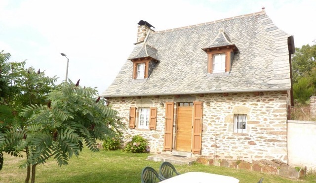 Gite Sansac-Veinazès, 2 bedrooms, 4 persons