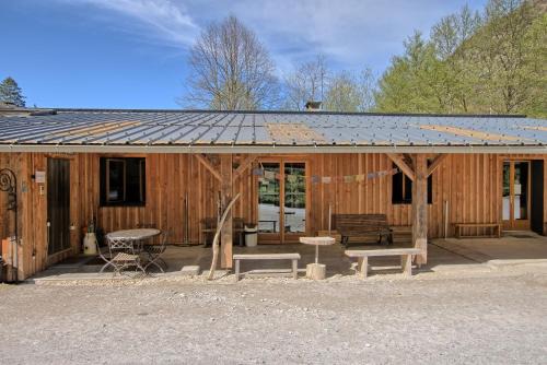 Gite Skioura, Gite De Groupe