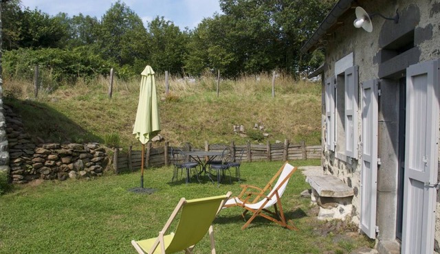 Gite Sourniac, 3 bedrooms, 6 persons