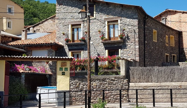 Gîte Teulé 2 in the Pyrenees: A perfect getaway in the middle of nature|11 pax