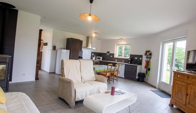 Gite Tocane-Saint-Apre, 2 bedrooms, 4 persons