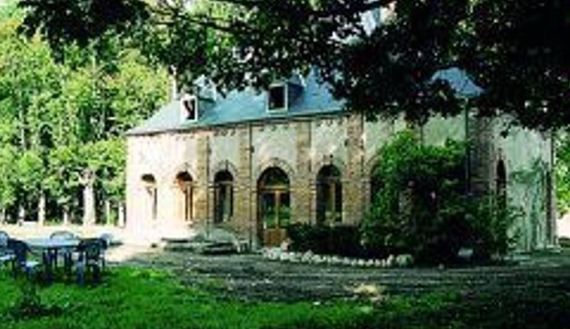 Gite Trézelles, 2 bedrooms, 4 persons