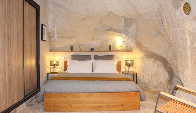 Gite Troglodyte de Charme & SPA Privatif en Touraine