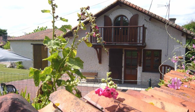 GITE TROIS ETOILES EN PERIGORD VERT