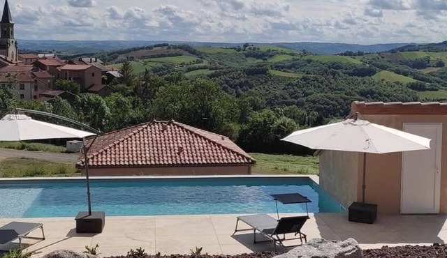 Gite TT Confort Proche Millau/Roquefort VUE Panoramique Piscine Chauffee