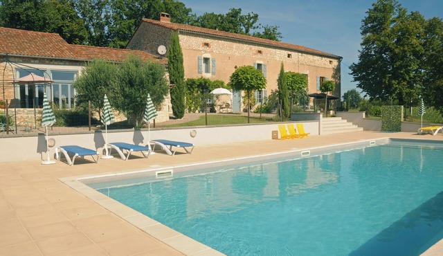Gite Uranus Entre les Vignes Avec Grande Piscine Dans le Triangle D'or