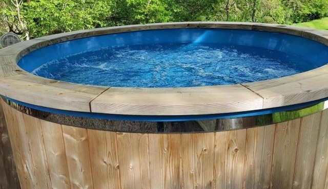 Gite Vernusse, 5 bedrooms, 12 persons