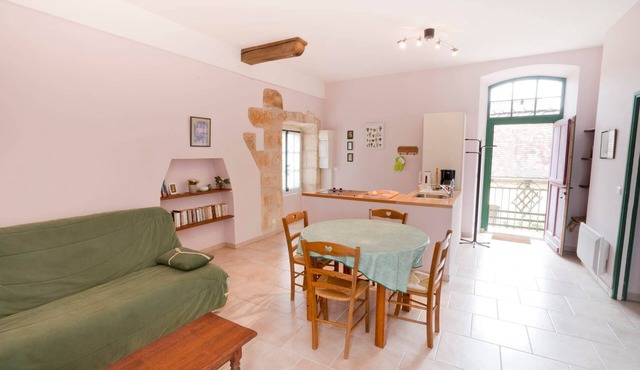 Gite Vert, 2 room apartment located on the first floor