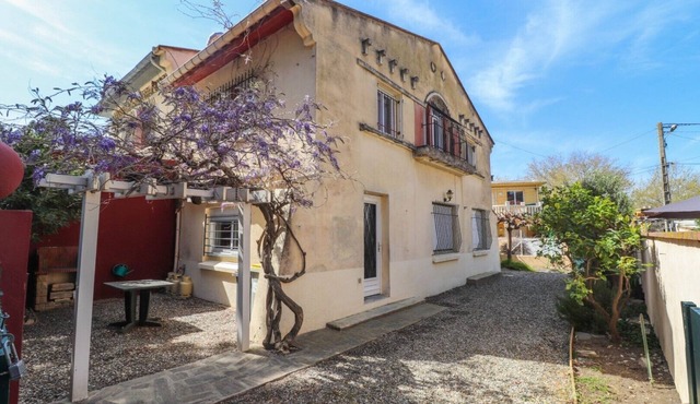 Gite villa House 80 meters from the beach, 16 sleeps parking 3 cars