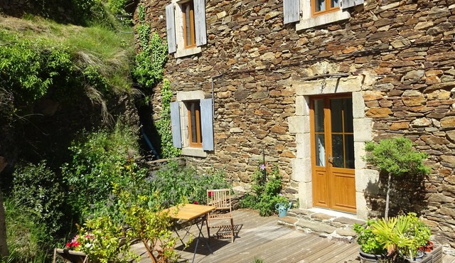 Gite with jacuzzi in a small village in the Cévennes ardéchoises region