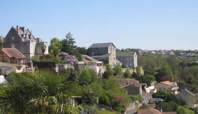 Gite With Private Pool And Garden In A Village Location - 3 night min stay