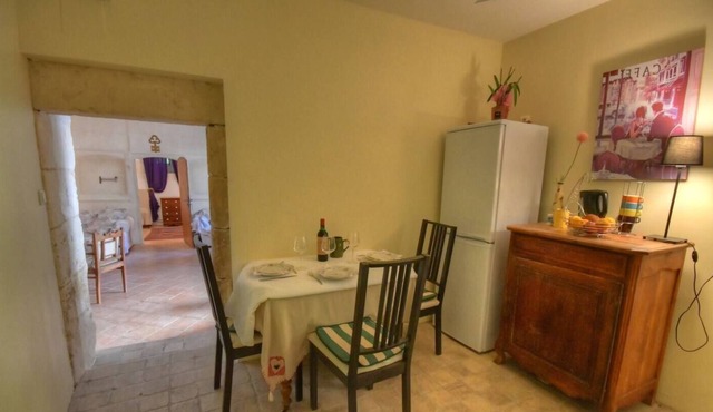 Gite with swimming pool / restaurant nearby