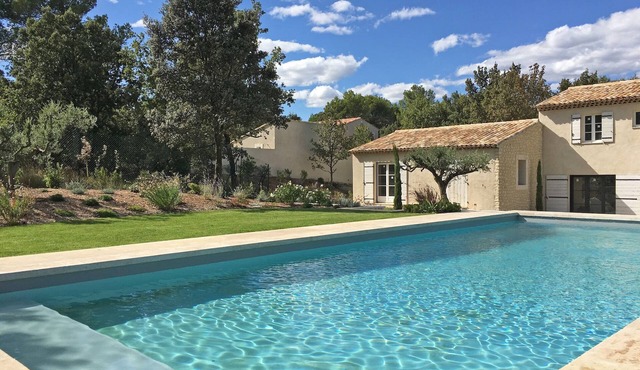 Gite with swimming pool and landscaped garden