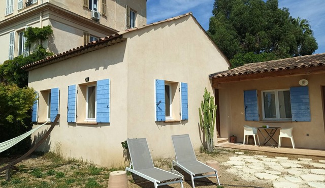 Gite with swimming pool and closed parking