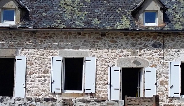 GITE4*IN THE HEART OF AUVERGNE WITH BALNEO AND SAUNA