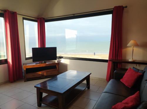 Gites "Bord de Mer" PMR ou "Arromanches" 2 chambres en FRONT DE MER à Asnelles , 3km d'Arromanches, 10km de Bayeux