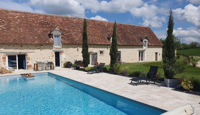 Gites/Cottage with heated pool