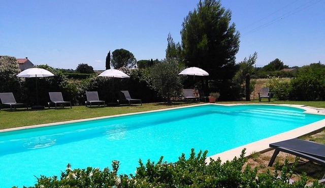Gites du Cabardes - Gite 2: just10 mins drive from Carcassonne with heated pool