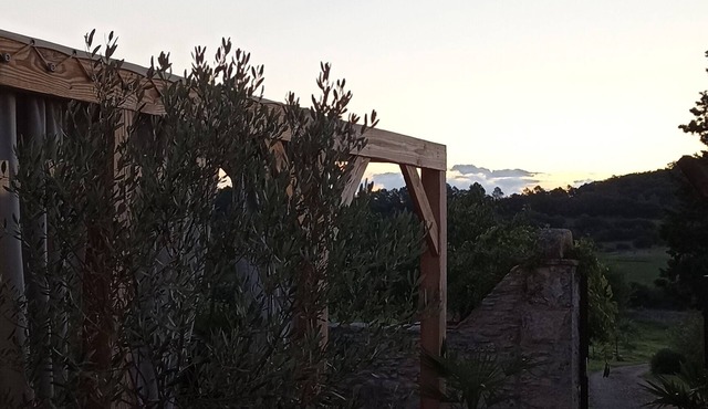 Gites Jacuzzi et Jardin Privé