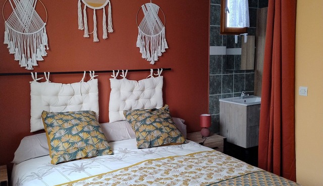 Gites Lolivier Avec Piscine au Cœur des Gorges de l Ardèche